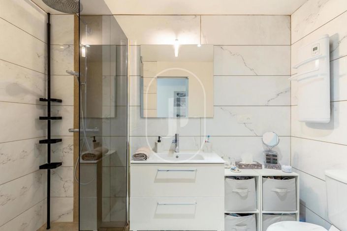 Image No.10-4 Bed House for sale