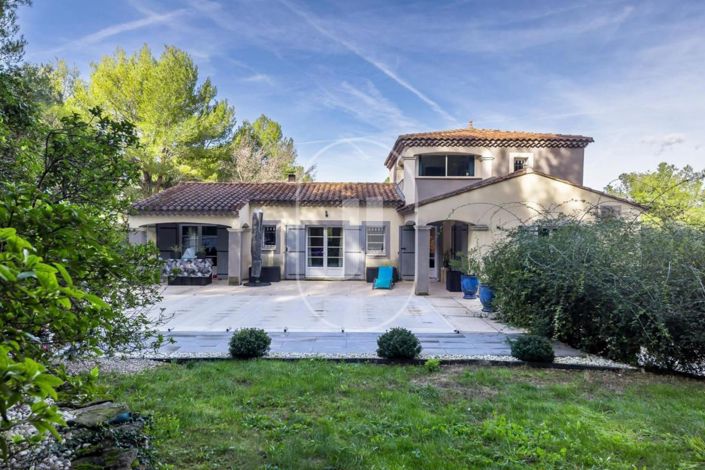 Image No.15-4 Bed House for sale