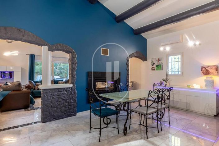 Image No.4-4 Bed House for sale