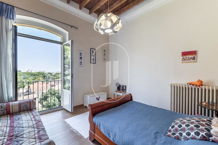 Image No.7-4 Bed House for sale