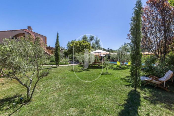 Image No.2-5 Bed House for sale