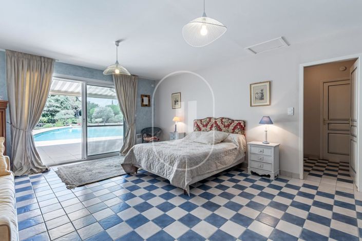 Image No.7-Maison de 6 chambres à vendre à Rochefort-du-Gard