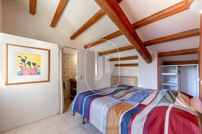 Image No.9-3 Bed House for sale