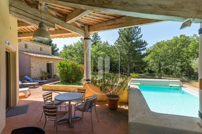 Maison de 4 chambres à vendre à Bédoin