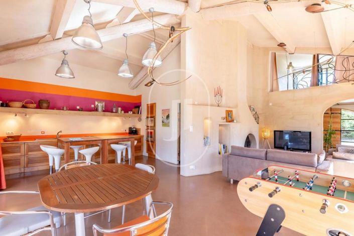 Image No.4-4 Bed House for sale