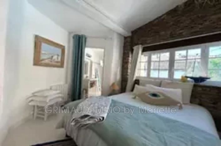 Image No.10-3 Bed House for sale