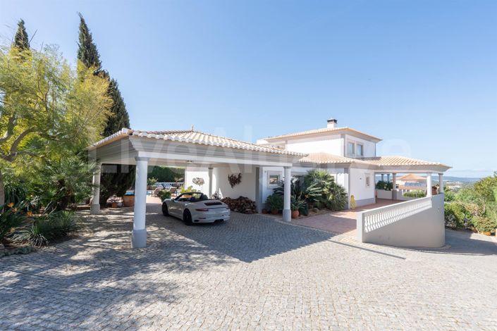 Image No.16-5 Bed House for sale