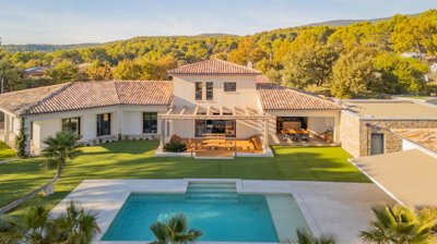 4 Bed House for sale