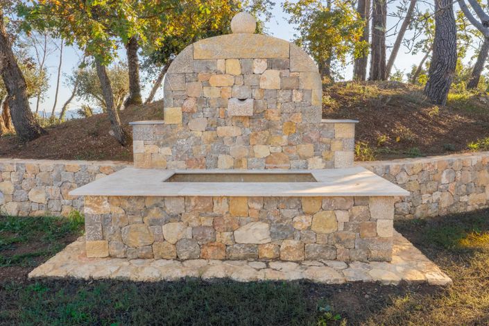 Image No.25-4 Bed House for sale