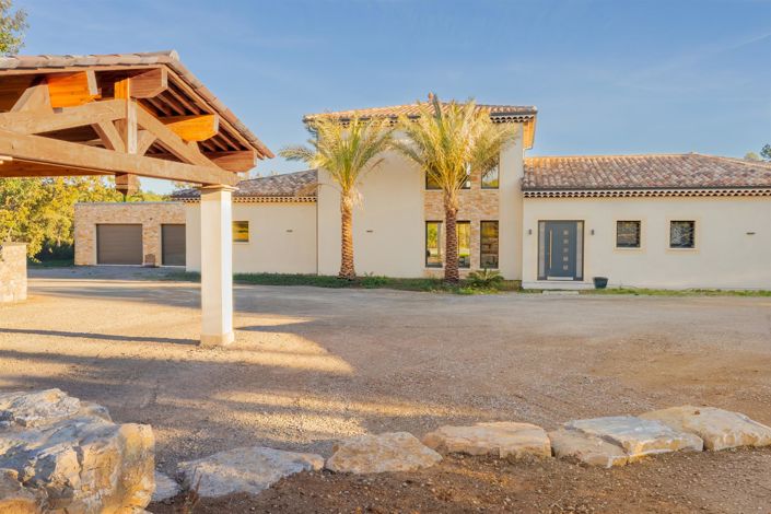 Image No.30-4 Bed House for sale