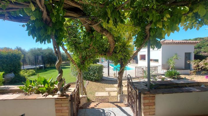 Image No.5-Maison de 5 chambres à vendre à Le Muy