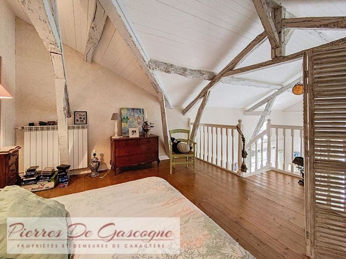 Image No.19-3 Bed House for sale