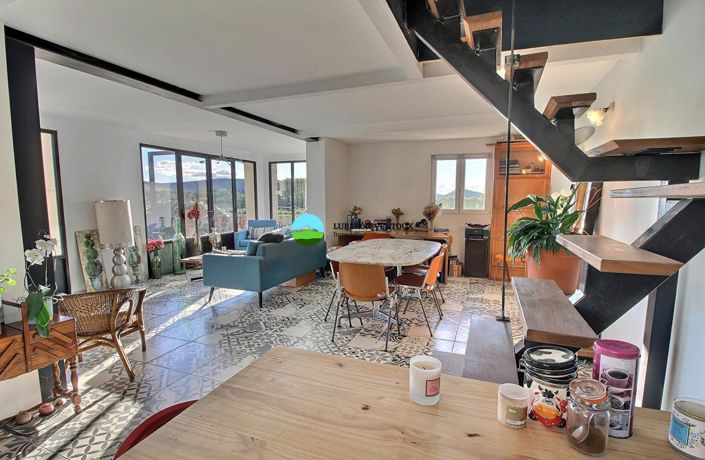 Image No.7-2 Bed House for sale