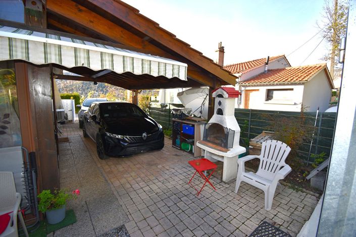 Image No.8-1 Bed House for sale