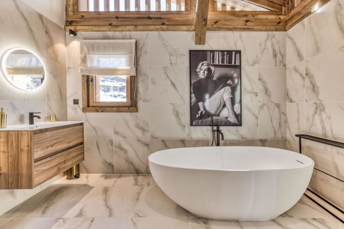 Image No.7-4 Bed Property for sale