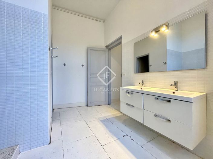 Image No.13-3 Bed Apartment for sale