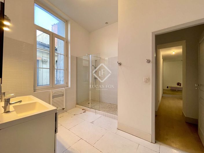 Image No.14-3 Bed Apartment for sale