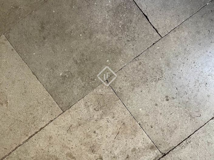 Image No.11-3 Bed Apartment for sale