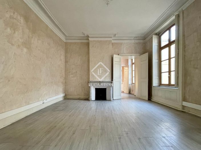 Image No.3-3 Bed Apartment for sale