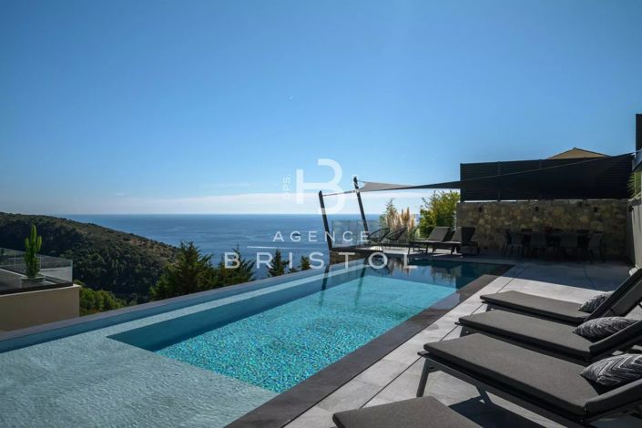 Image No.10-6 Bed House for sale