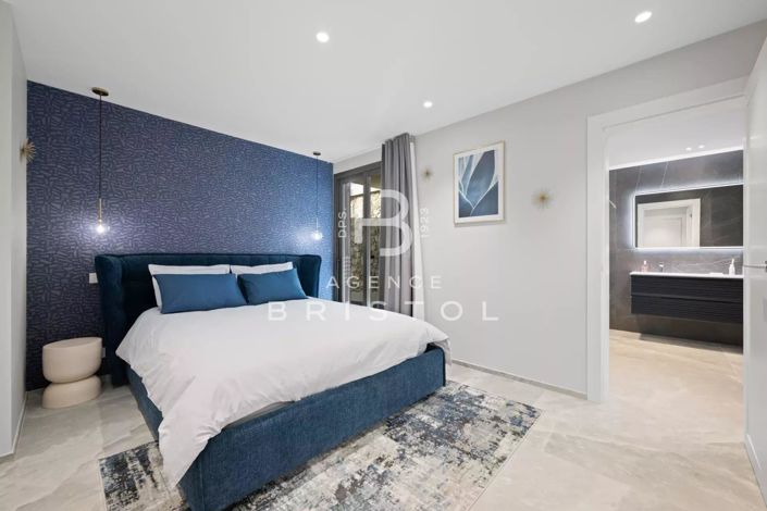 Image No.15-6 Bed House for sale