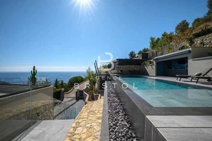 Image No.2-6 Bed House for sale