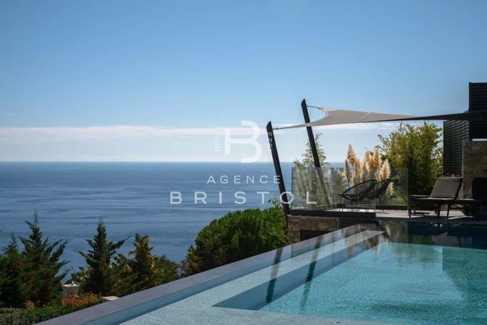 Image No.23-6 Bed House for sale