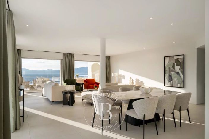 Image No.15-3 Bed Apartment for sale