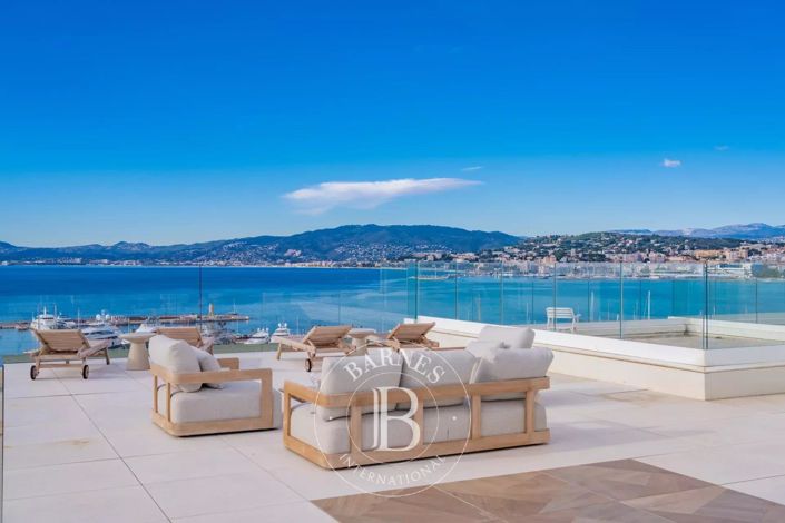 Image No.23-3 Bed Apartment for sale