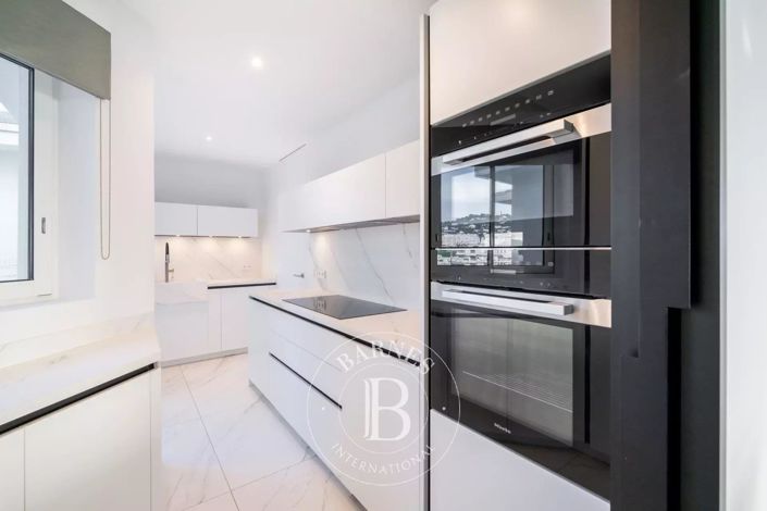 Image No.3-3 Bed Apartment for sale