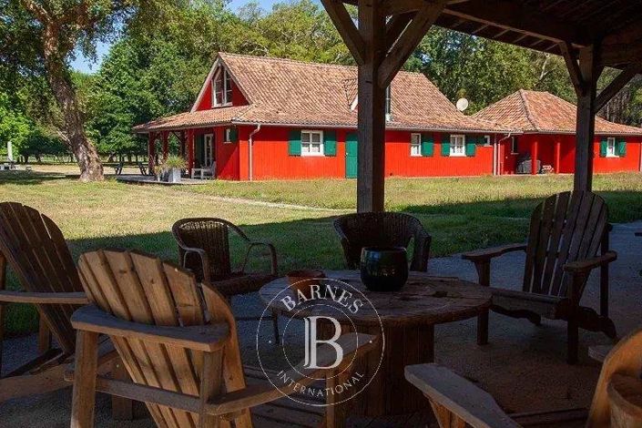 Image No.20-8 Bed House for sale