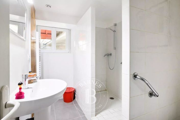 Image No.13-4 Bed House for sale