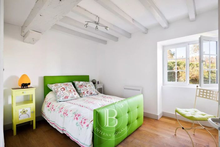 Image No.14-4 Bed House for sale