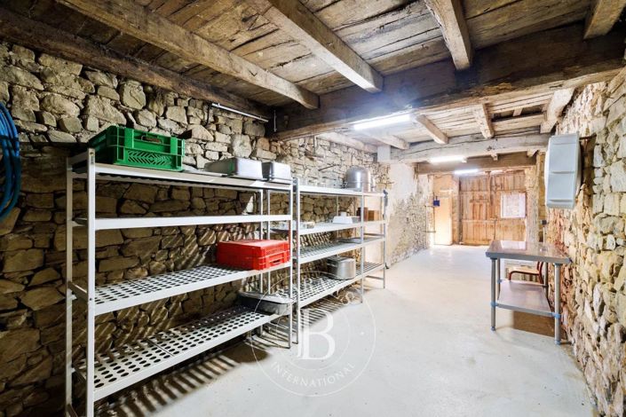 Image No.28-4 Bed House for sale