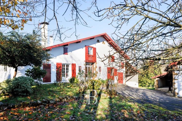 Image No.3-4 Bed House for sale