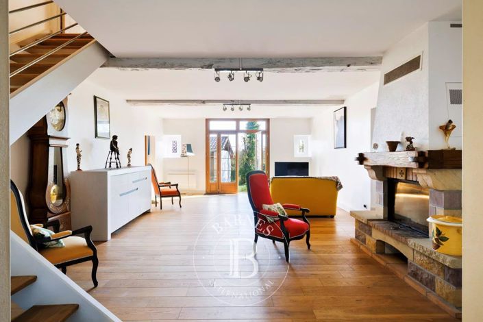 Image No.4-4 Bed House for sale