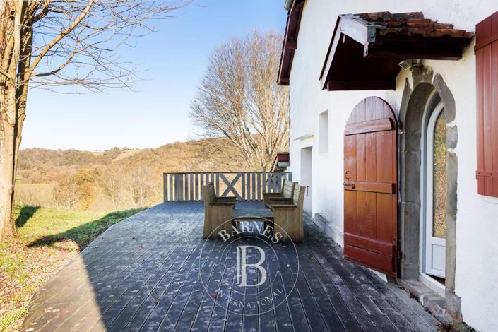 Image No.8-4 Bed House for sale