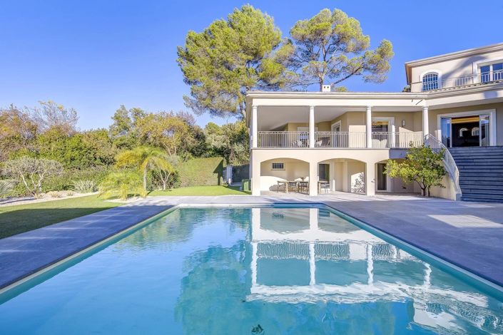 Image No.10-5 Bed House for sale