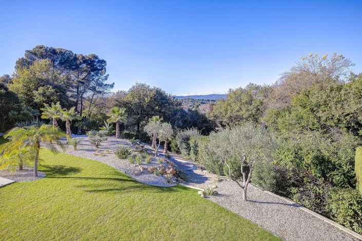 Image No.16-5 Bed House for sale