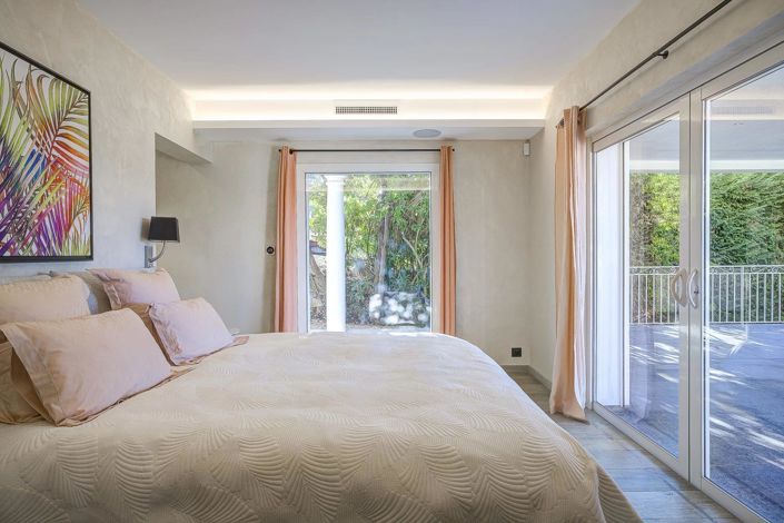 Image No.33-5 Bed House for sale