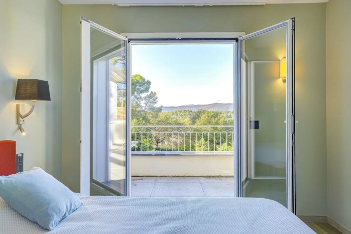 Image No.47-5 Bed House for sale