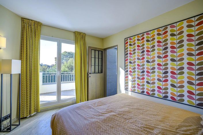 Image No.50-5 Bed House for sale