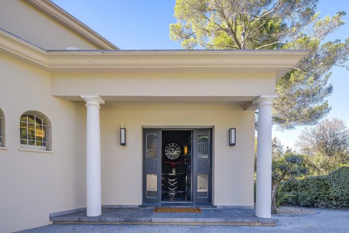 Image No.60-5 Bed House for sale