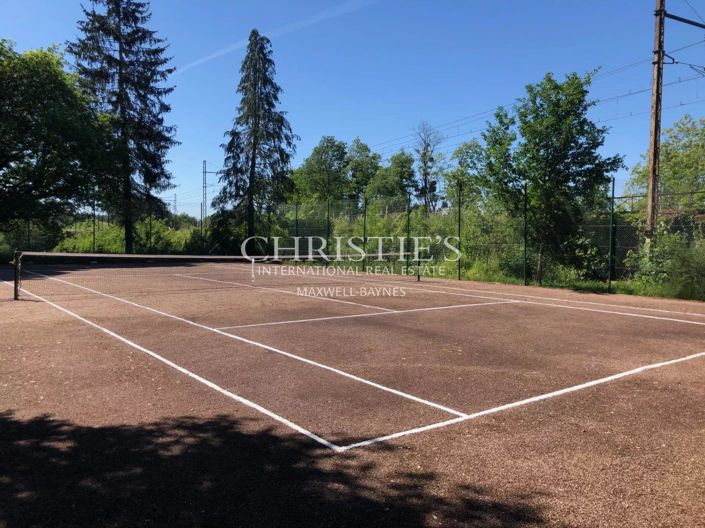 Image No.12-10 Bed House for sale