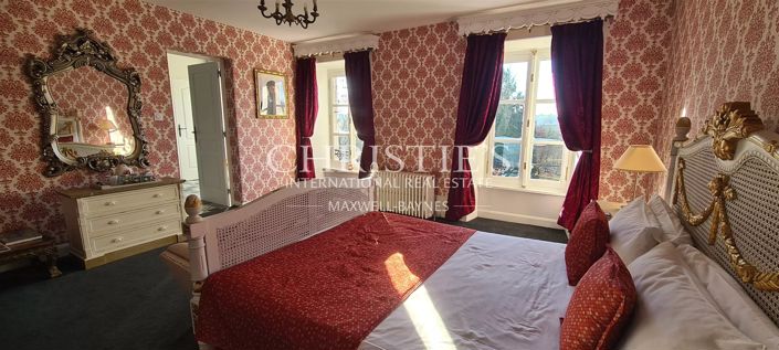 Image No.16-10 Bed House for sale