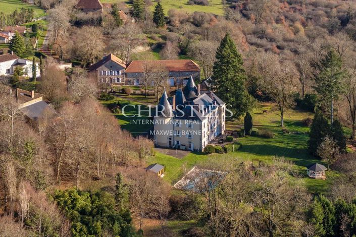 Image No.25-10 Bed House for sale