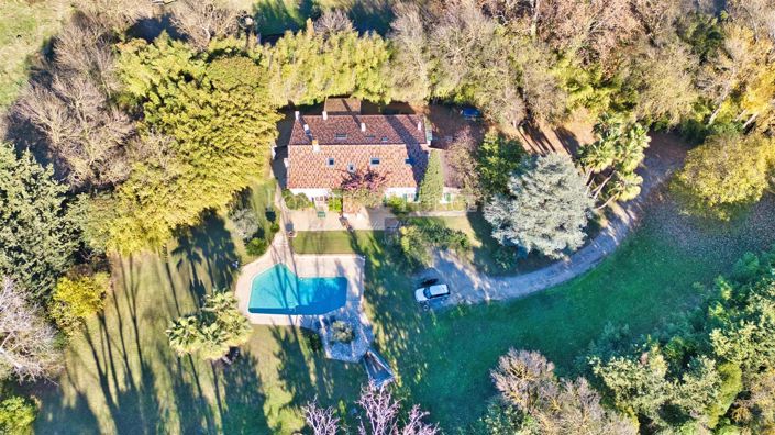 Image No.3-8 Bed House for sale