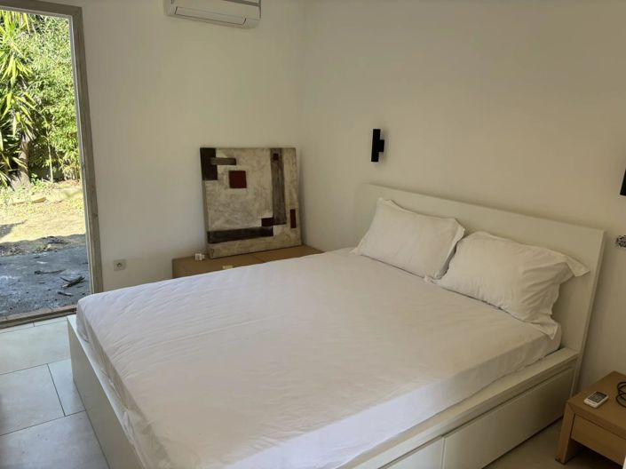 Image No.11-5 Bed House for sale