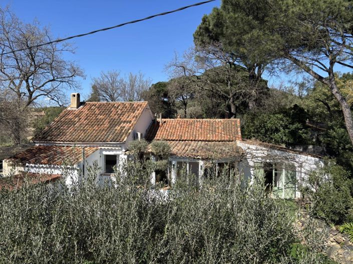 Image No.3-5 Bed House for sale