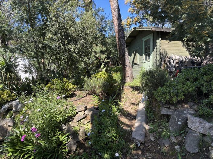 Image No.7-5 Bed House for sale